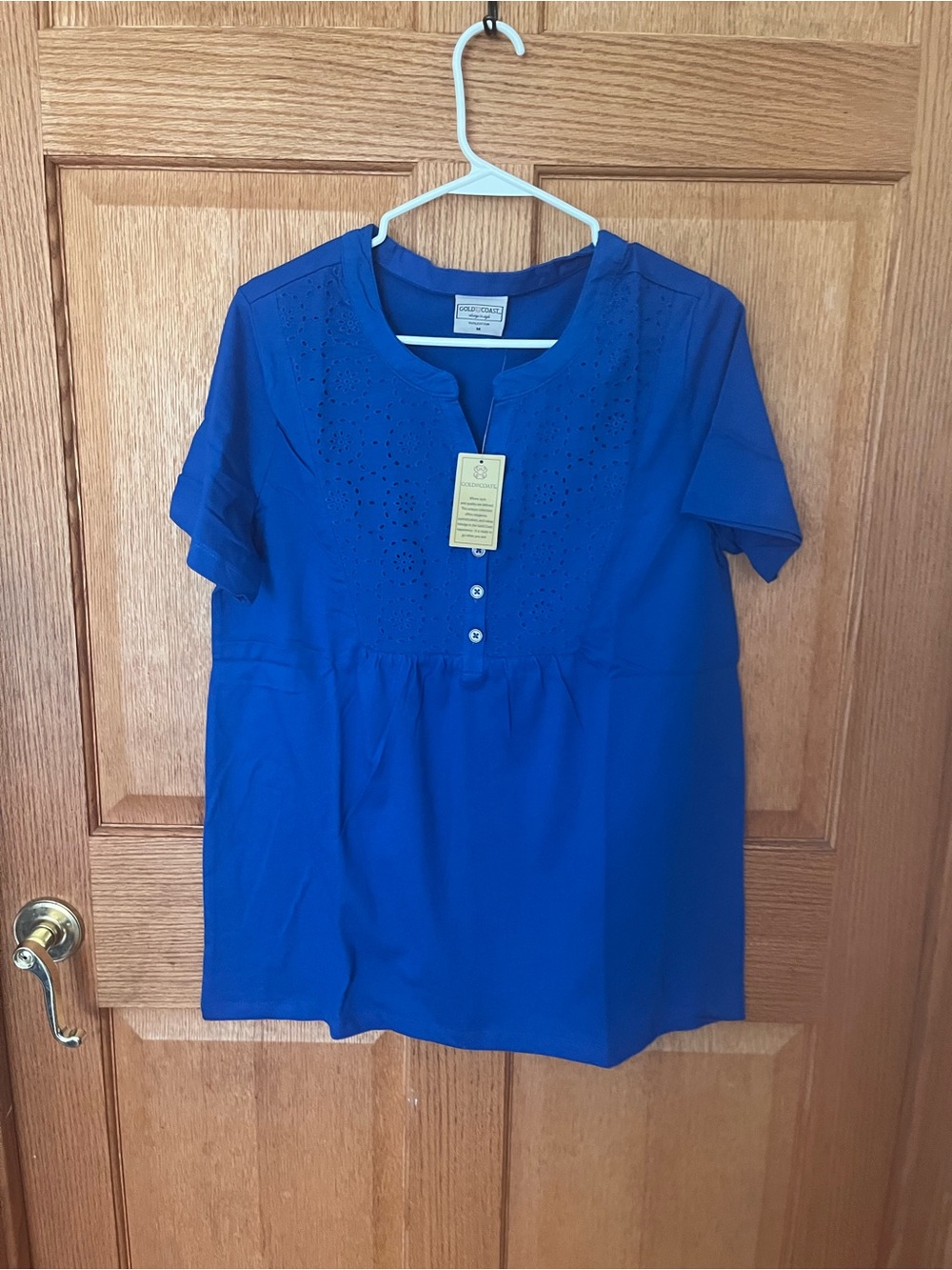 Gold Coast Blue cotton eyelet trim Short-Sleeve Top